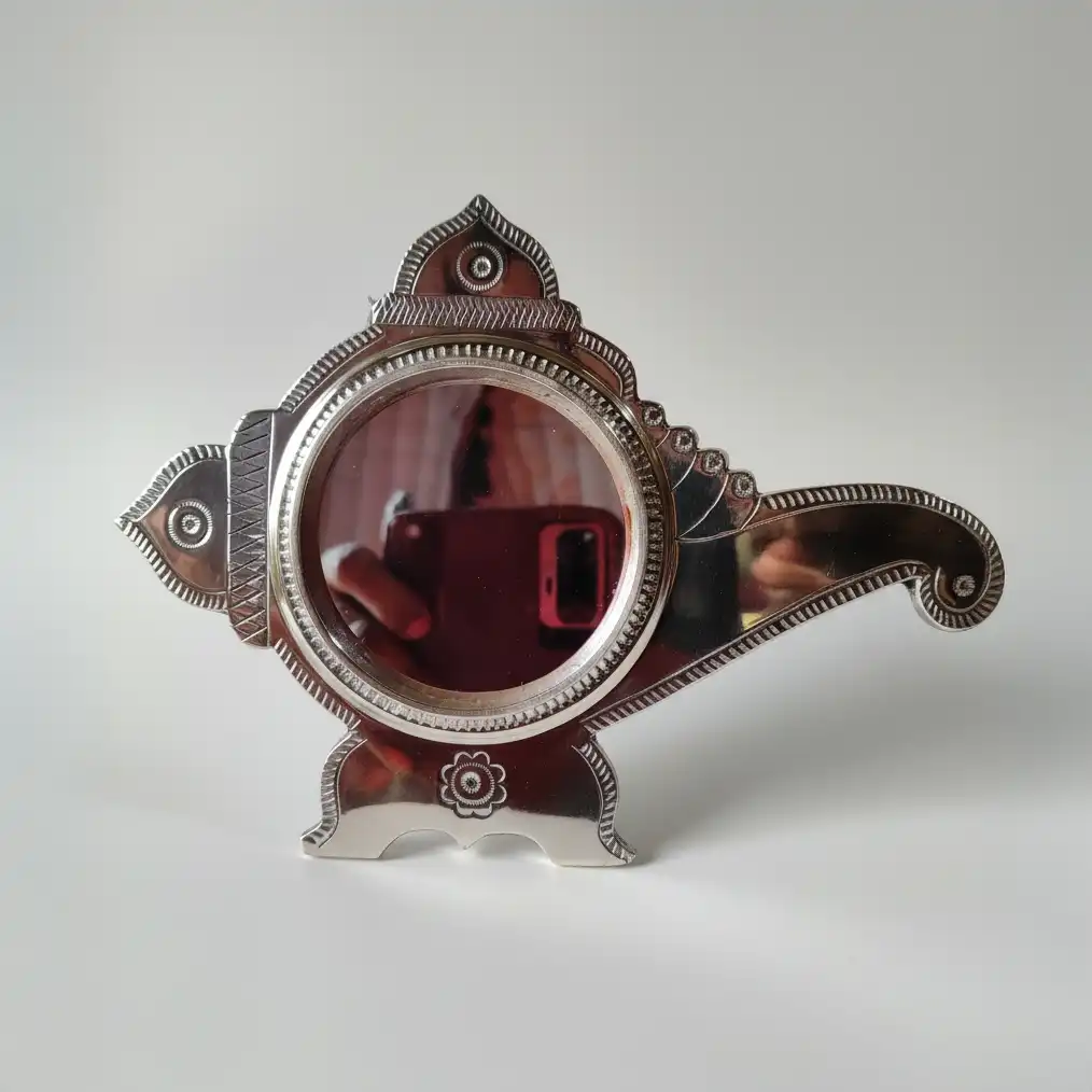 Silver Elephant Aranmula Kannadi