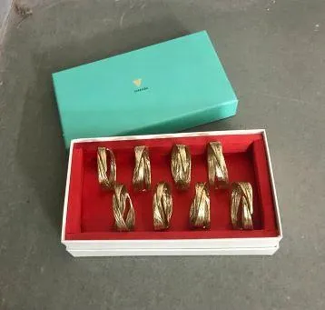 Twin Leaf Napkin Ring